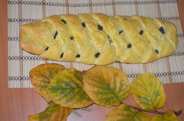 Дрожжевые косички с ягодной начинкой - пошаговый рецепт с фото на Готовим дома